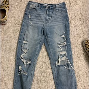 Ripped jeans, light wash